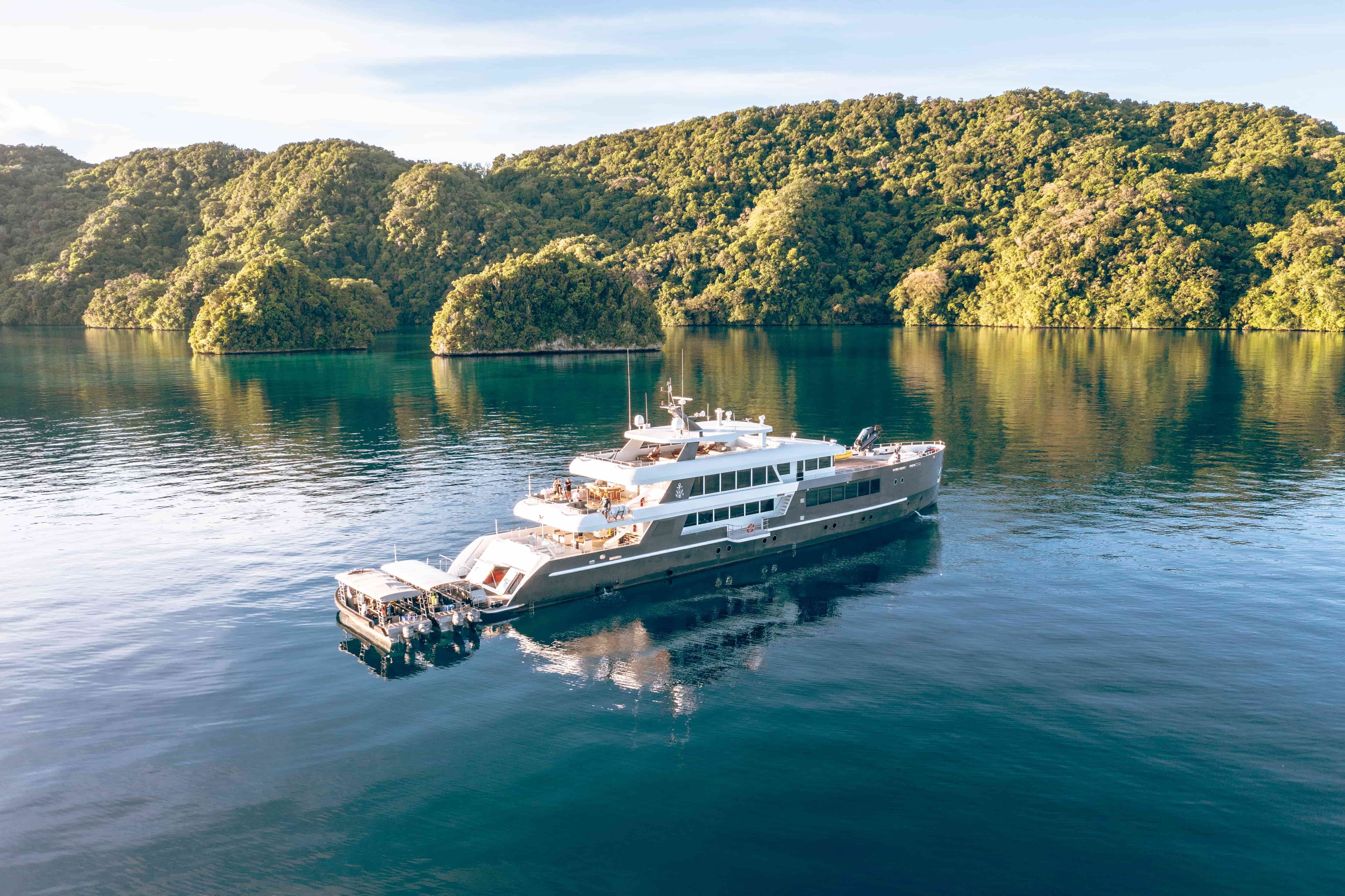 black pearl bateau
